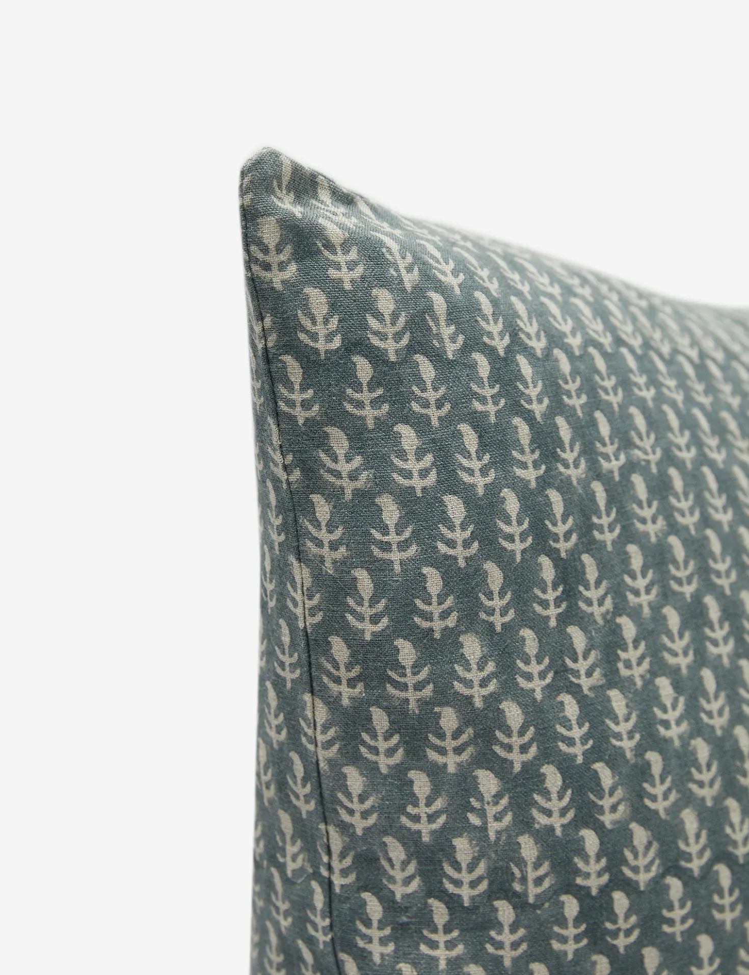 Agnes Linen Pillow