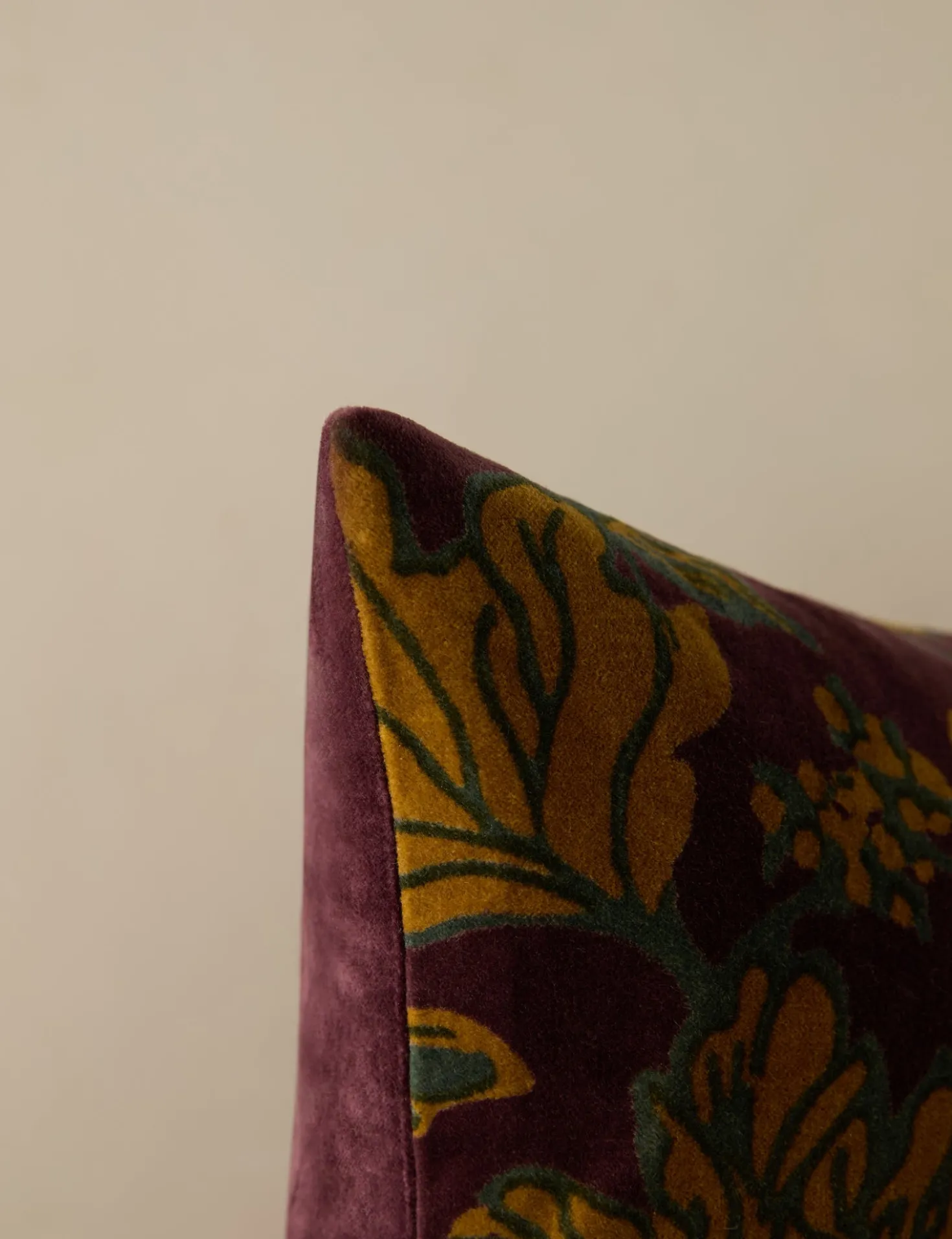 Agnetha Velvet Pillow
