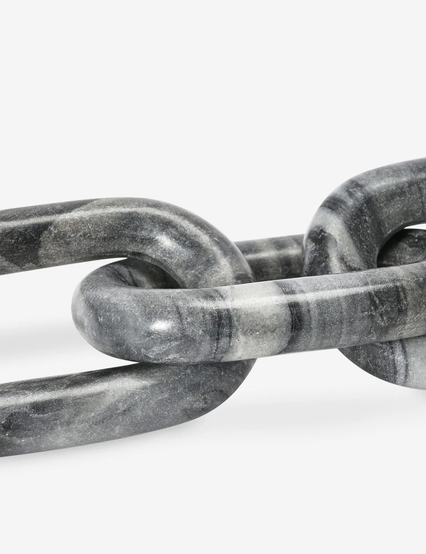Almarine Chain Décor