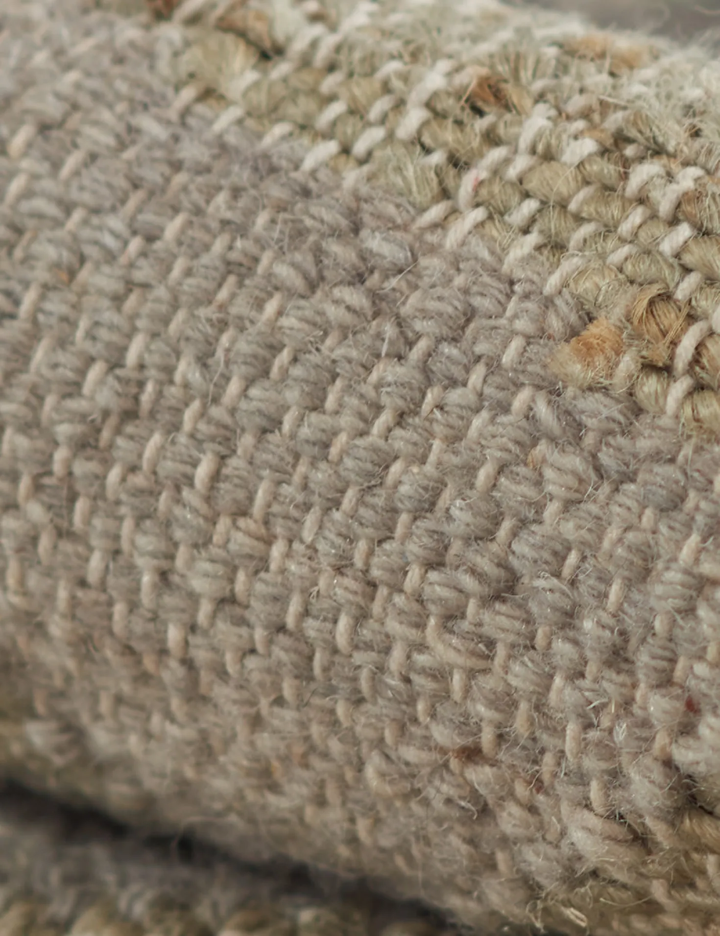 Amari Handwoven Rug