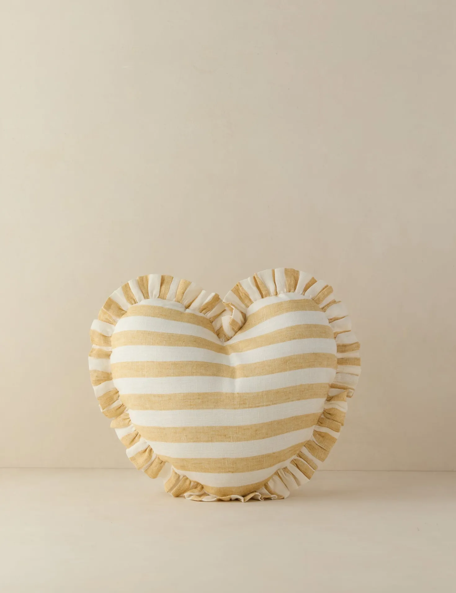 Amaroso Linen Heart Pillow