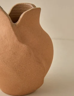 Amelia Vase by dumæ