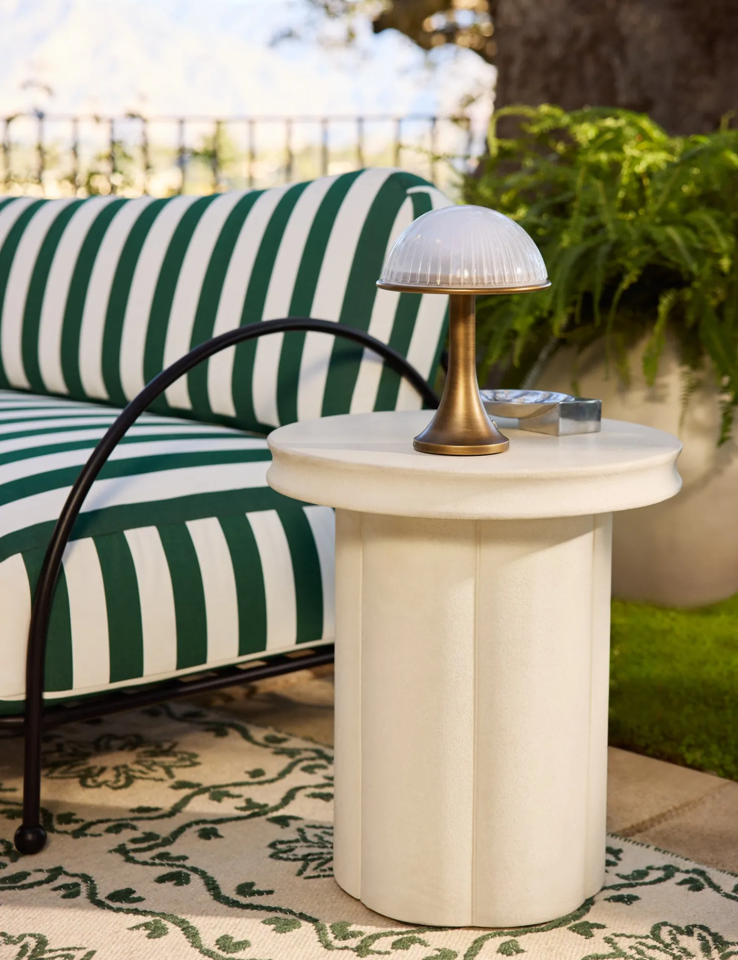 Apel Indoor / Outdoor Round Side Table