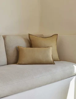 Arlo Linen Pillow