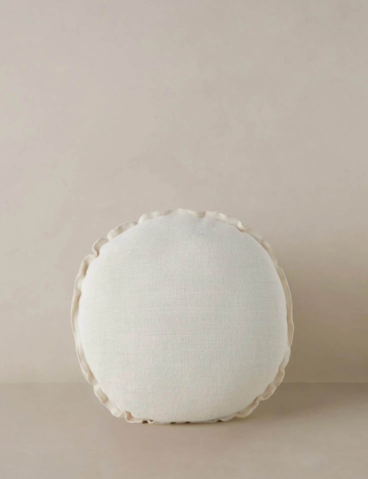 Arlo Linen Round Pillow