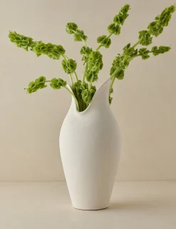 Avayah Vase