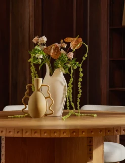 Avayah Vase