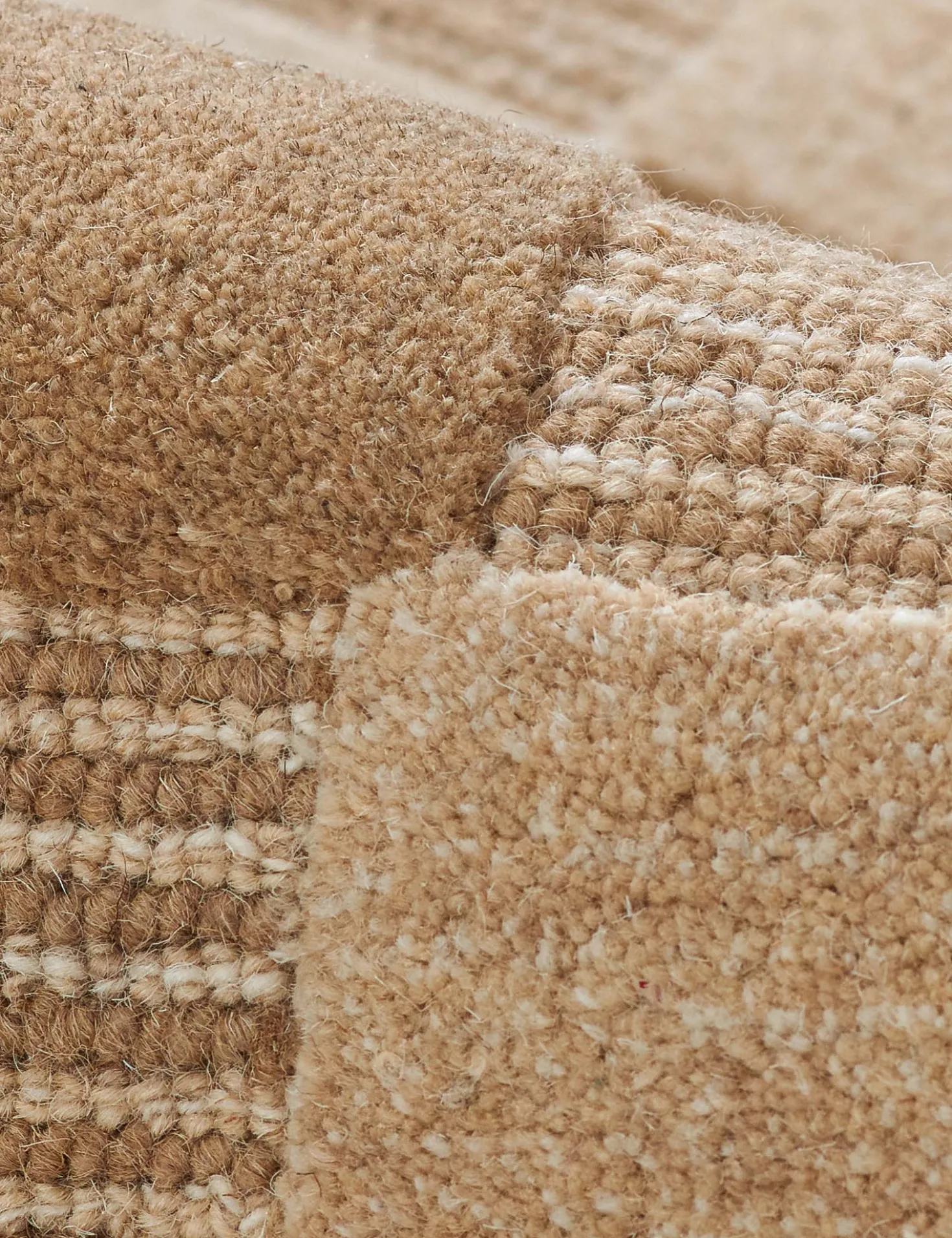 Bana Hand-Tufted Wool Rug