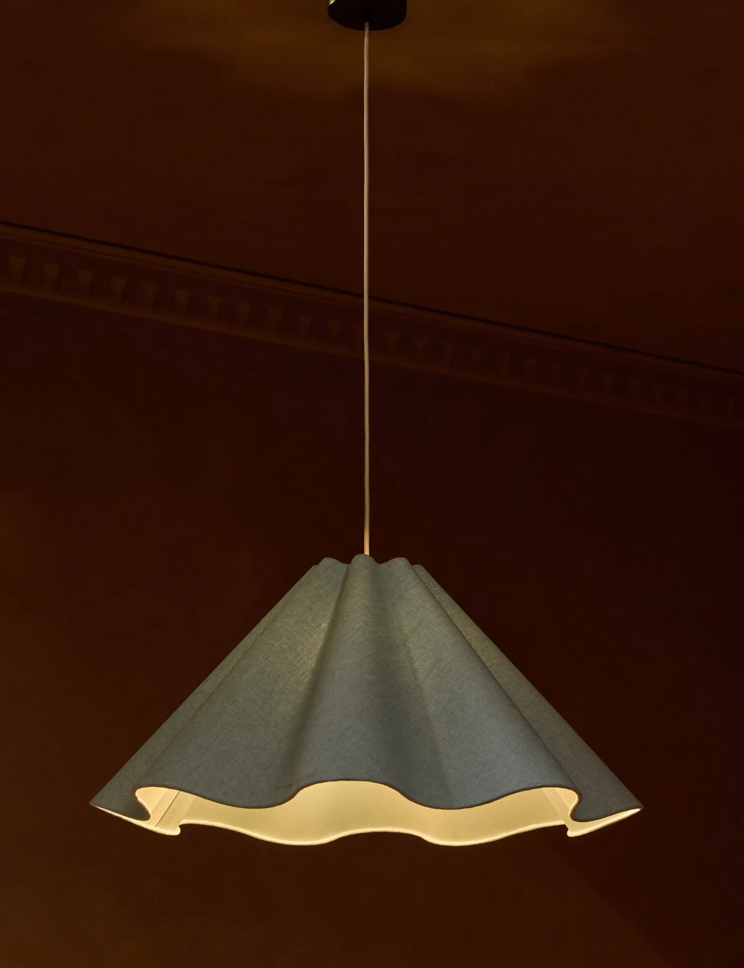 Bemand Pendant Light