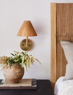 Besson Sconce