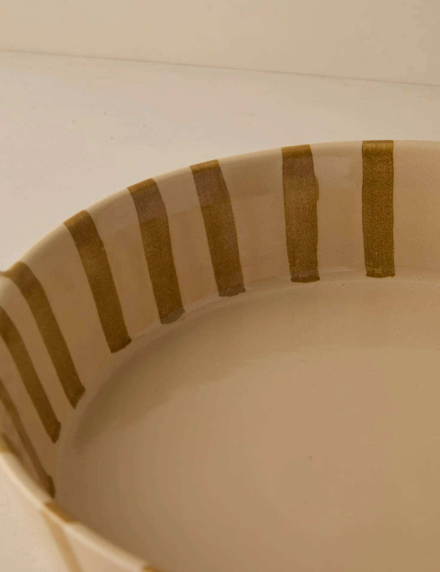 Bibbs Hand-Painted Centerpiece Bowl