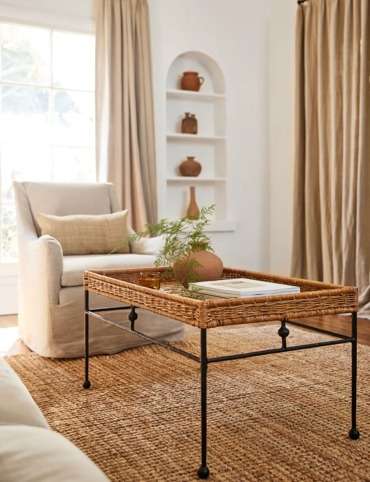 Bonnet Indoor / Outdoor Coffee Table