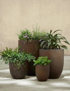 Bradford Planters by Campania International