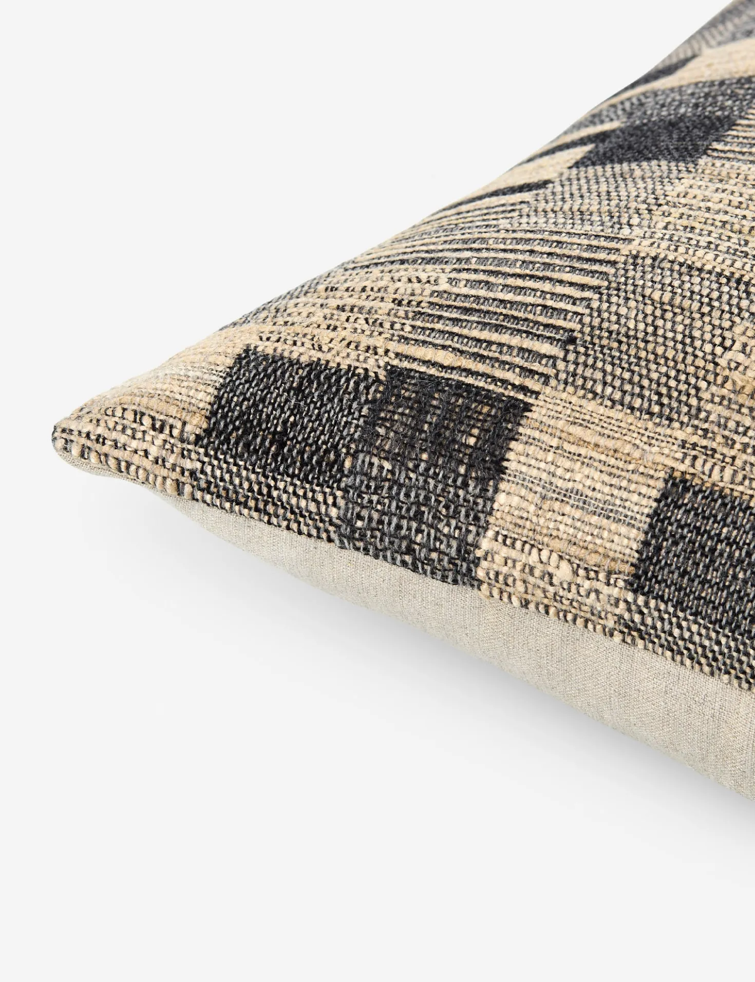 Carola Pillow
