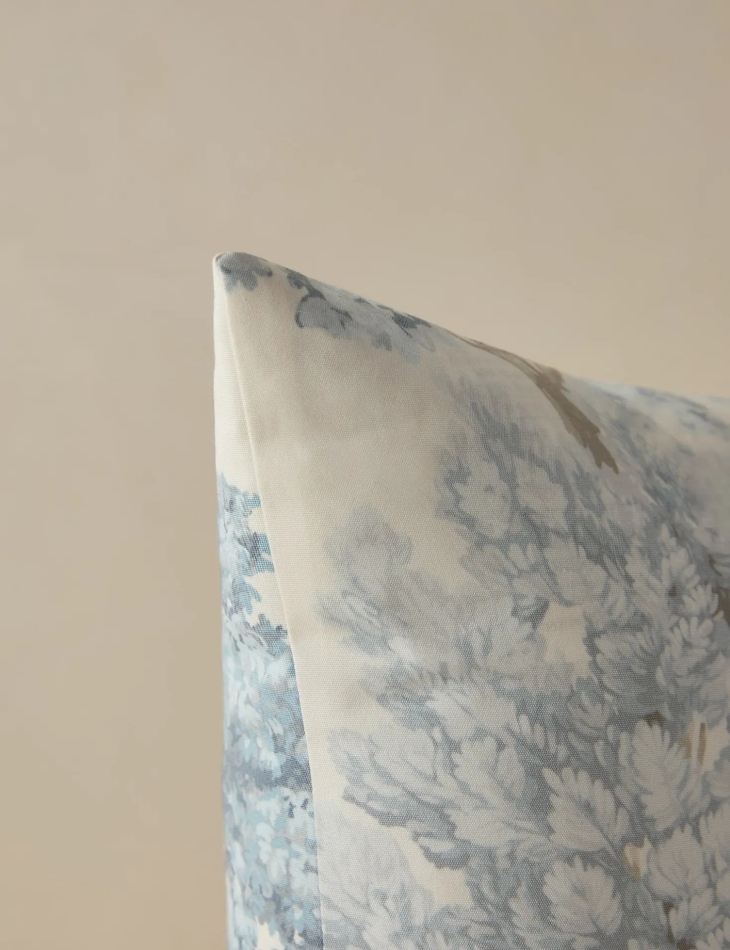 Central Park Pillow by Scalamandre