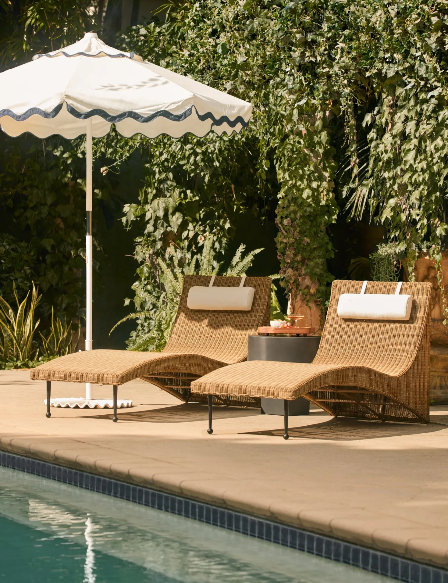 Clamshell Umbrella Base by Business & Pleasure Co.