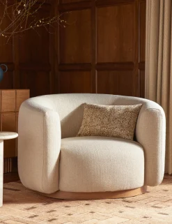 Clea Linen Pillow