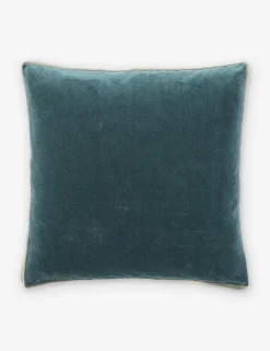 Clune Pillow