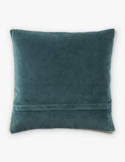 Clune Pillow