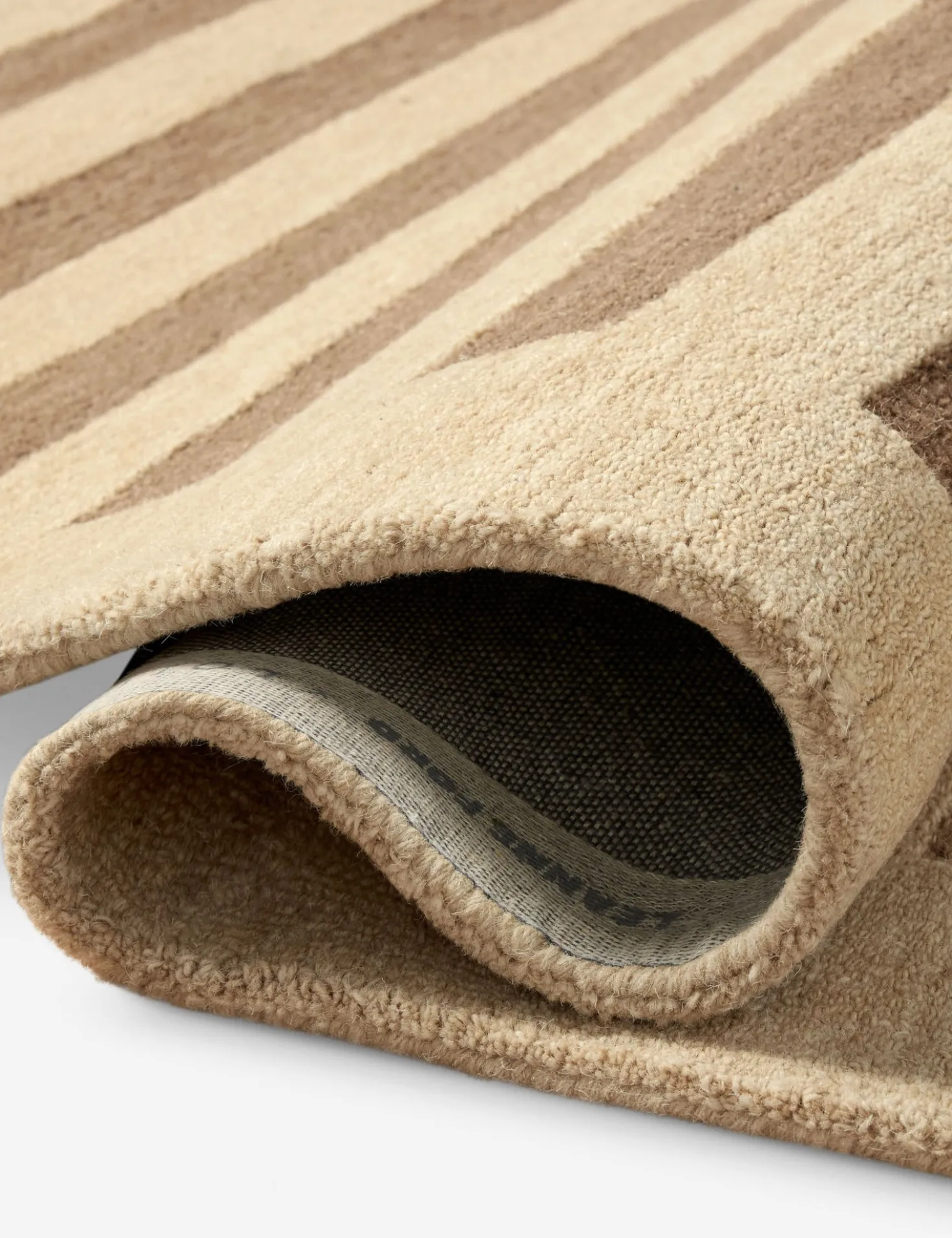 Craven V Hand-Tufted Wool Rug by Leanne Ford x Loloi