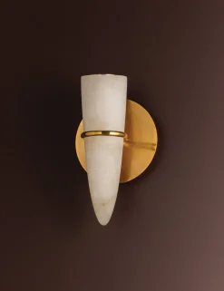 Dakari Sconce