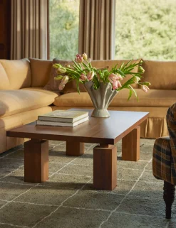 Darcia Vase