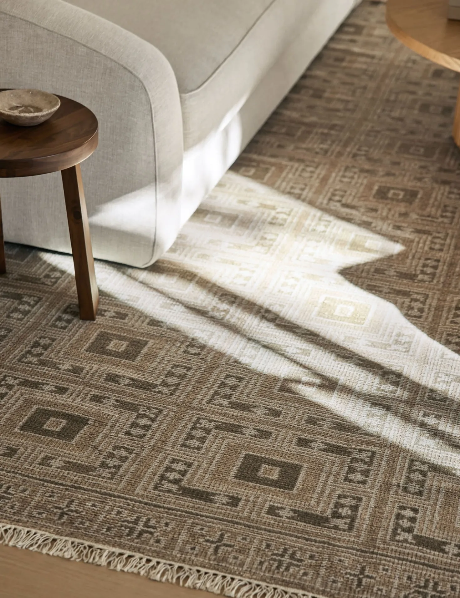 Delina Hand-Knotted Wool Rug