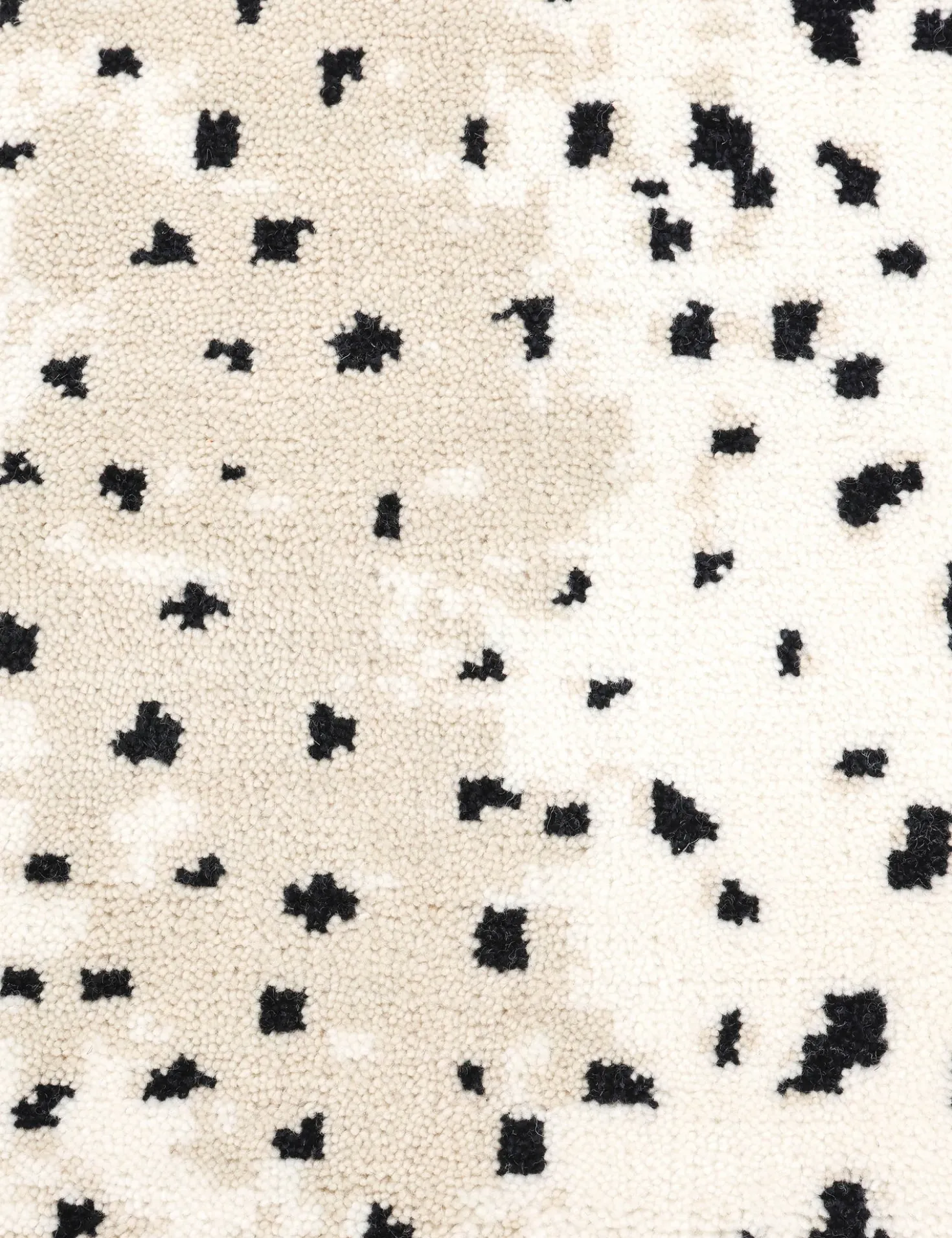 Esmarie Hand-Knotted Wool Rug