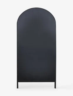 Faron Cabinet