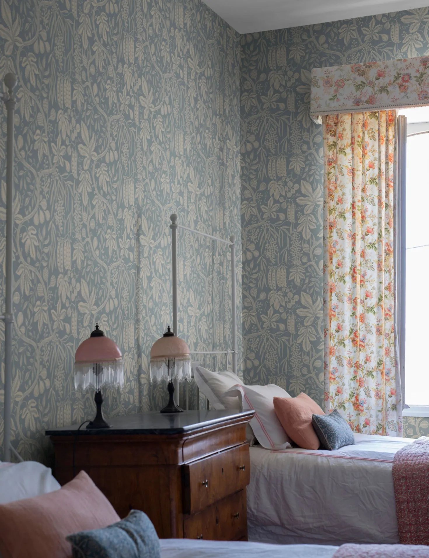 Fig Garden Wallpaper by Scalamandre