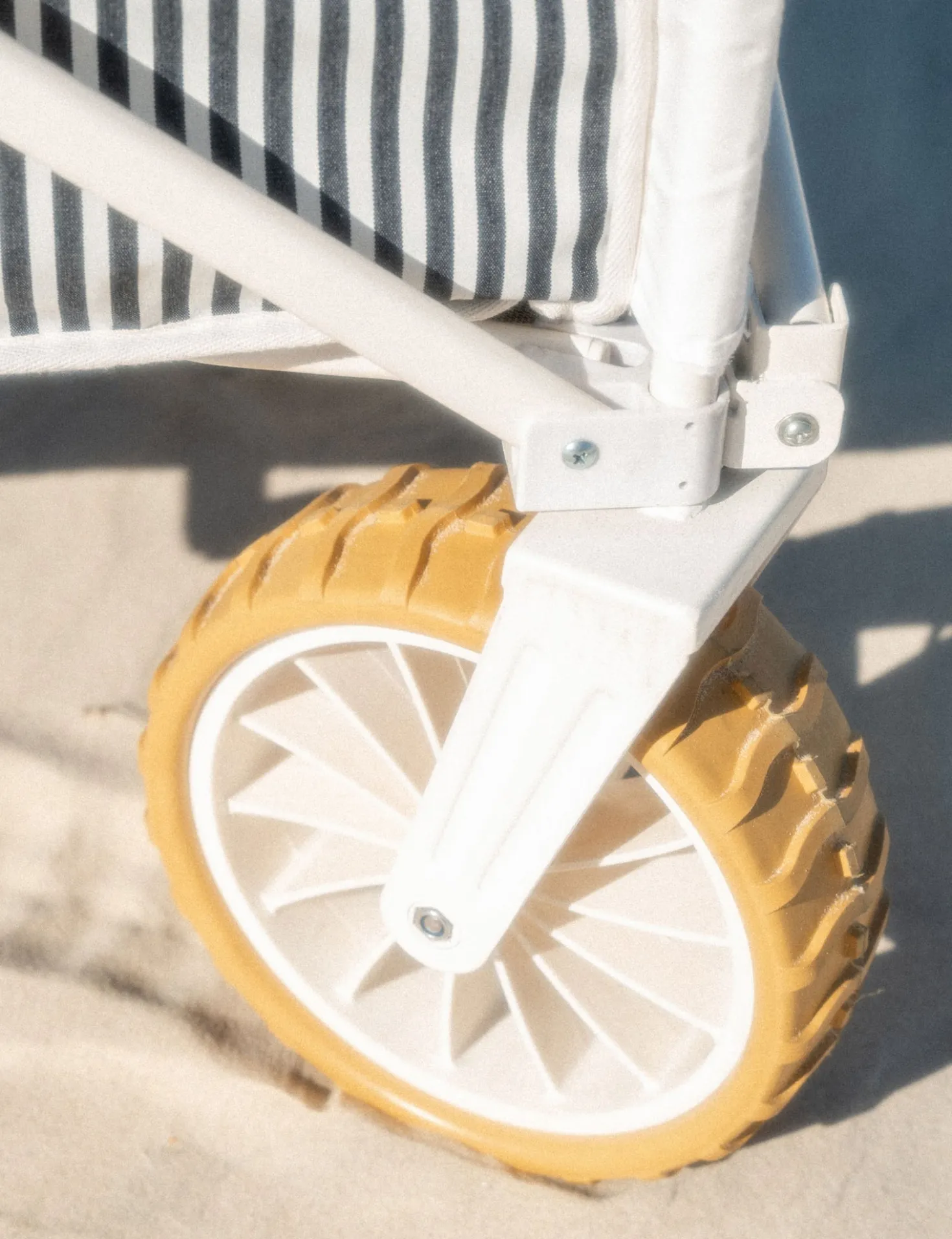Folding Beach Cart by Business & Pleasure Co.