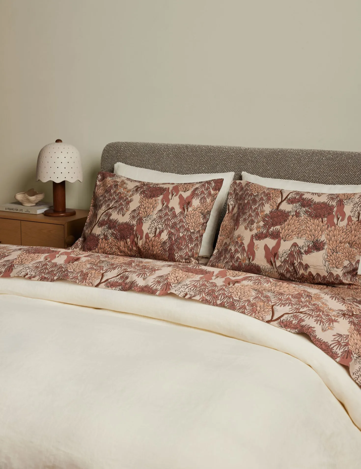 Garden Walk Linen Cotton Sheet Set by Sarah Sherman Samuel