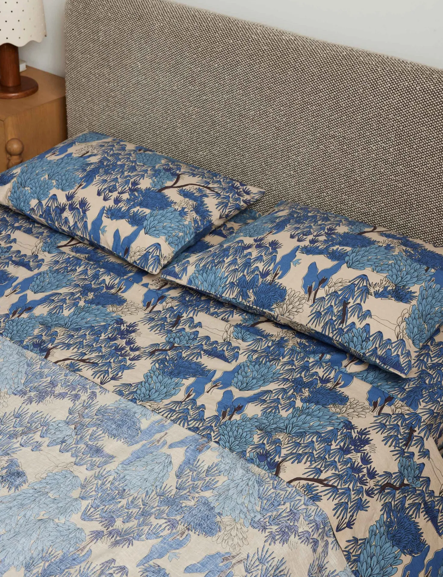 Garden Walk Linen Cotton Pillowcase (Set of 2) by Sarah Sherman Samuel