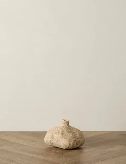 Garlic Basket by Mbare