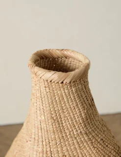 Garlic Basket by Mbare
