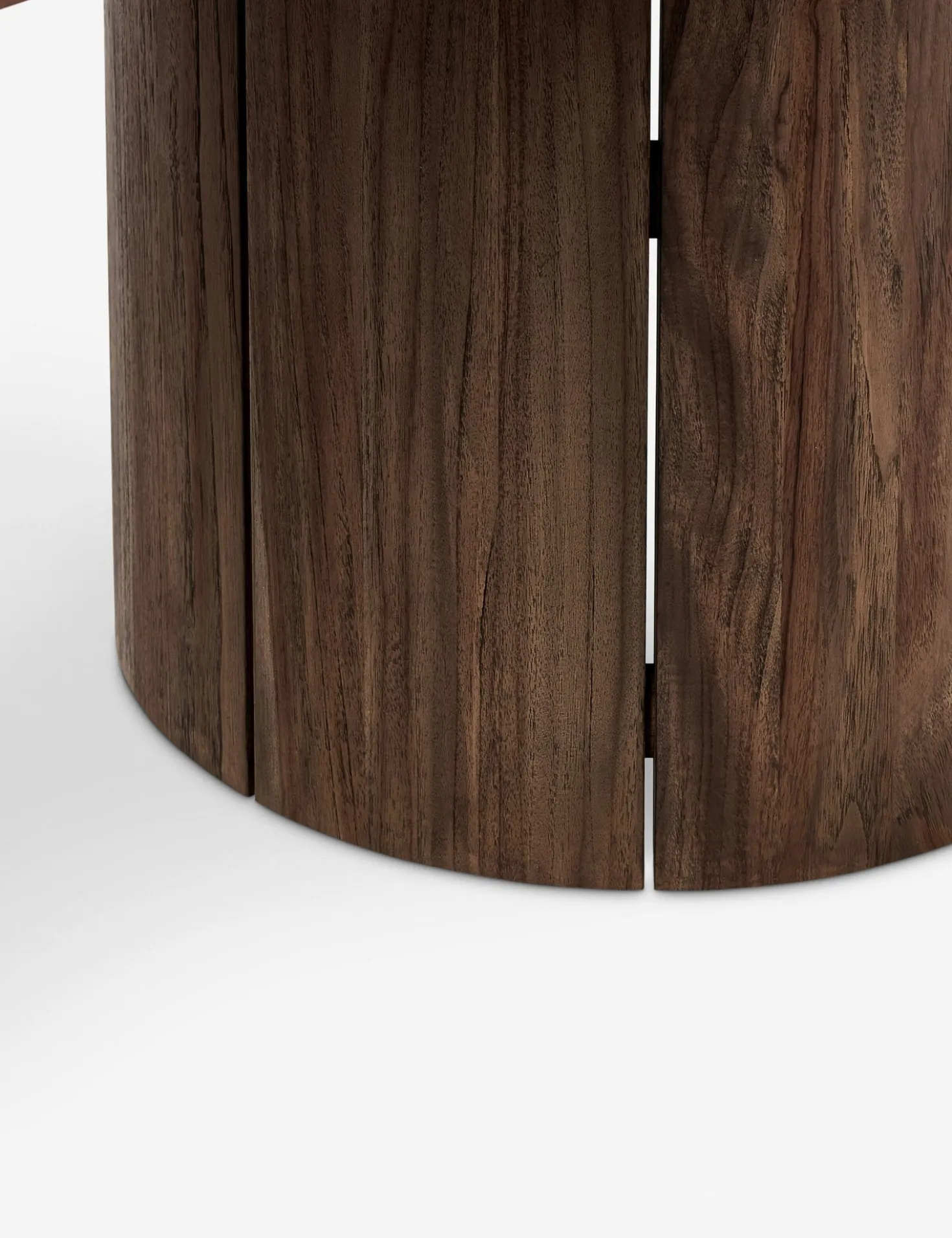 Gilda Outdoor Oval Dining Table