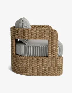 Hadler Outdoor Swivel Lounge Chair