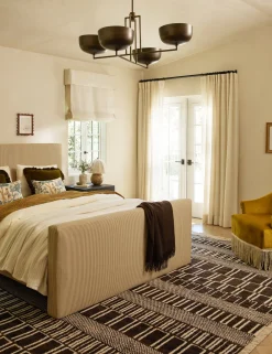 Halloway Platform Bed