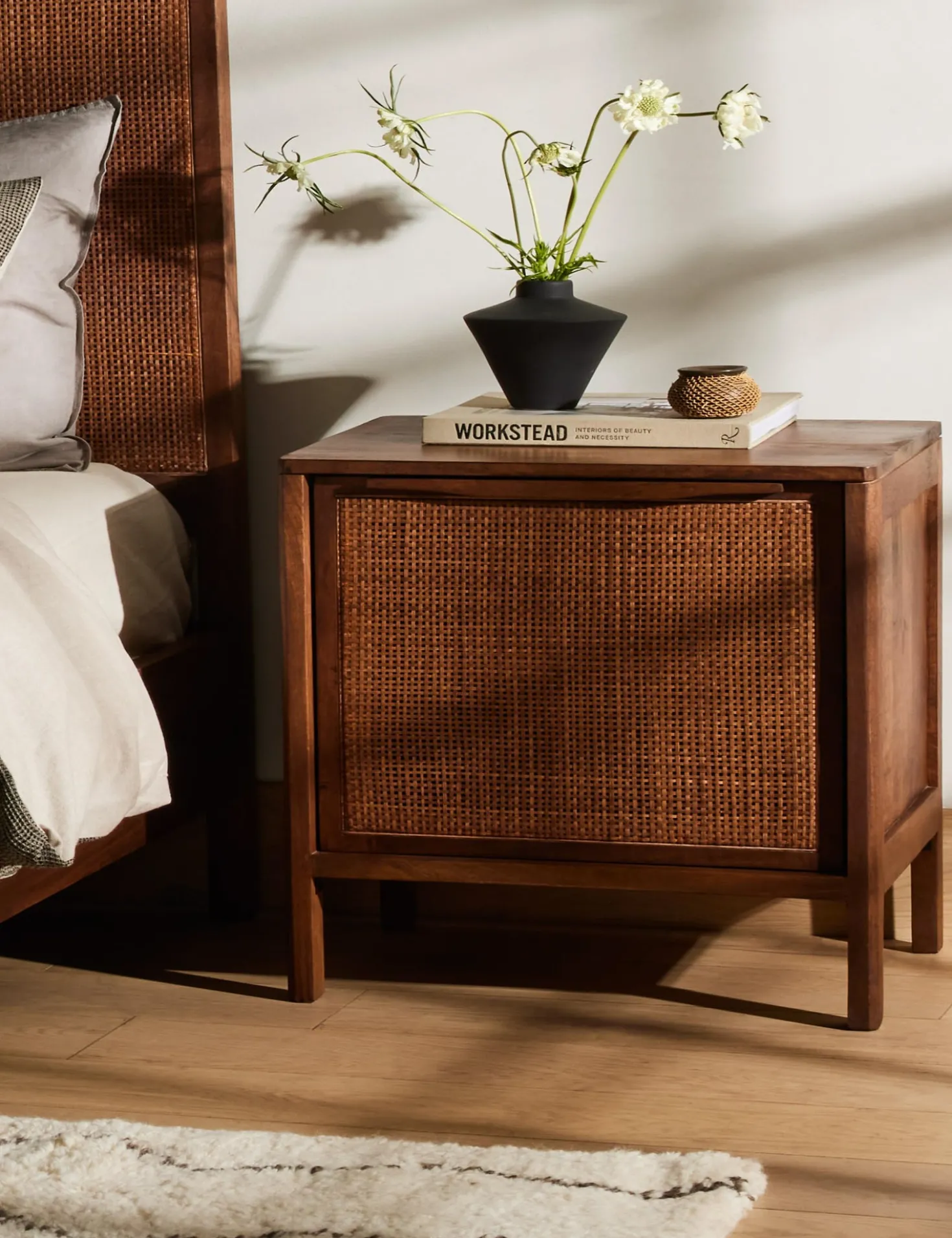 Hannah Nightstand