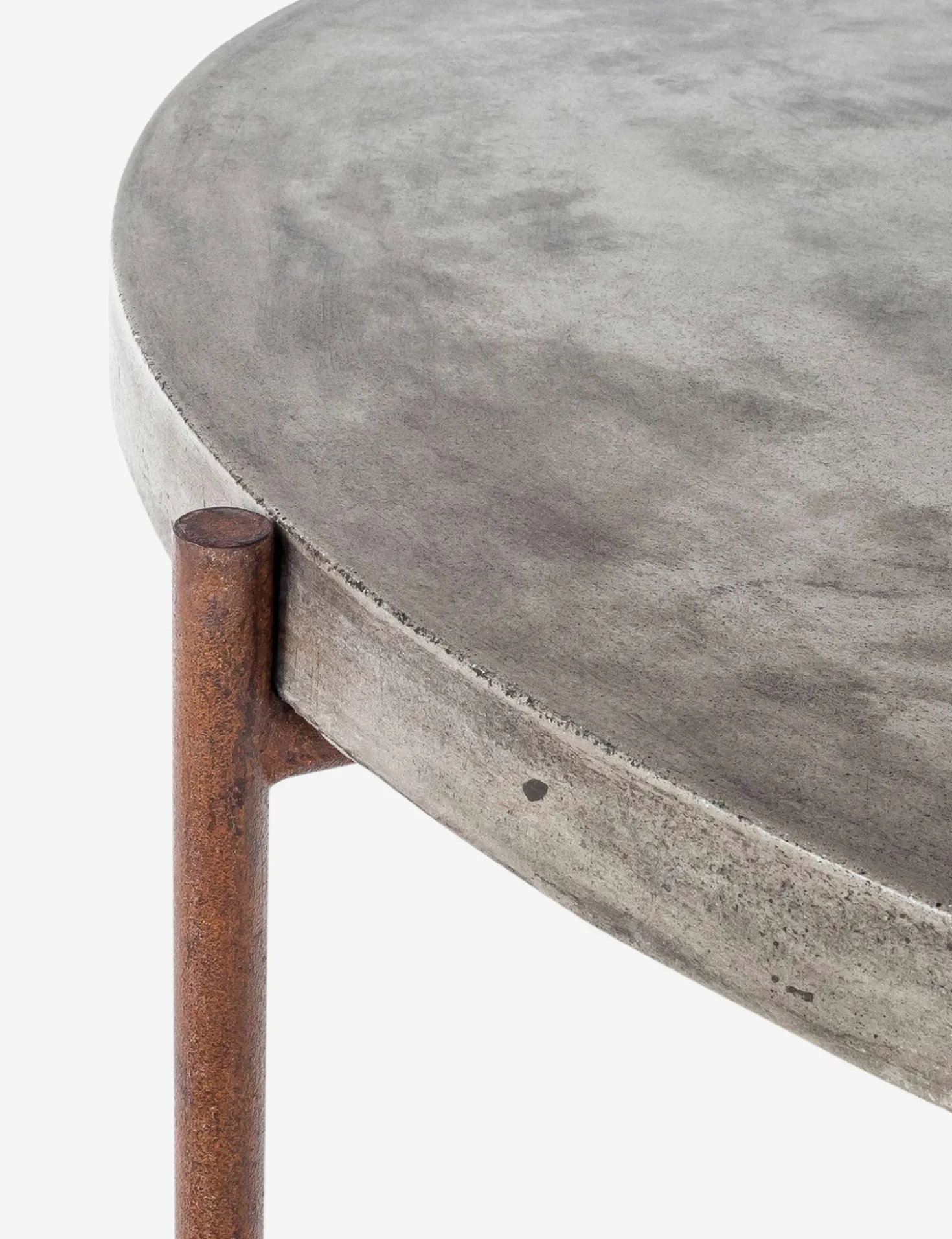 Harrison Indoor / Outdoor Round Coffee Table