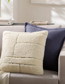 Harstad Pillow
