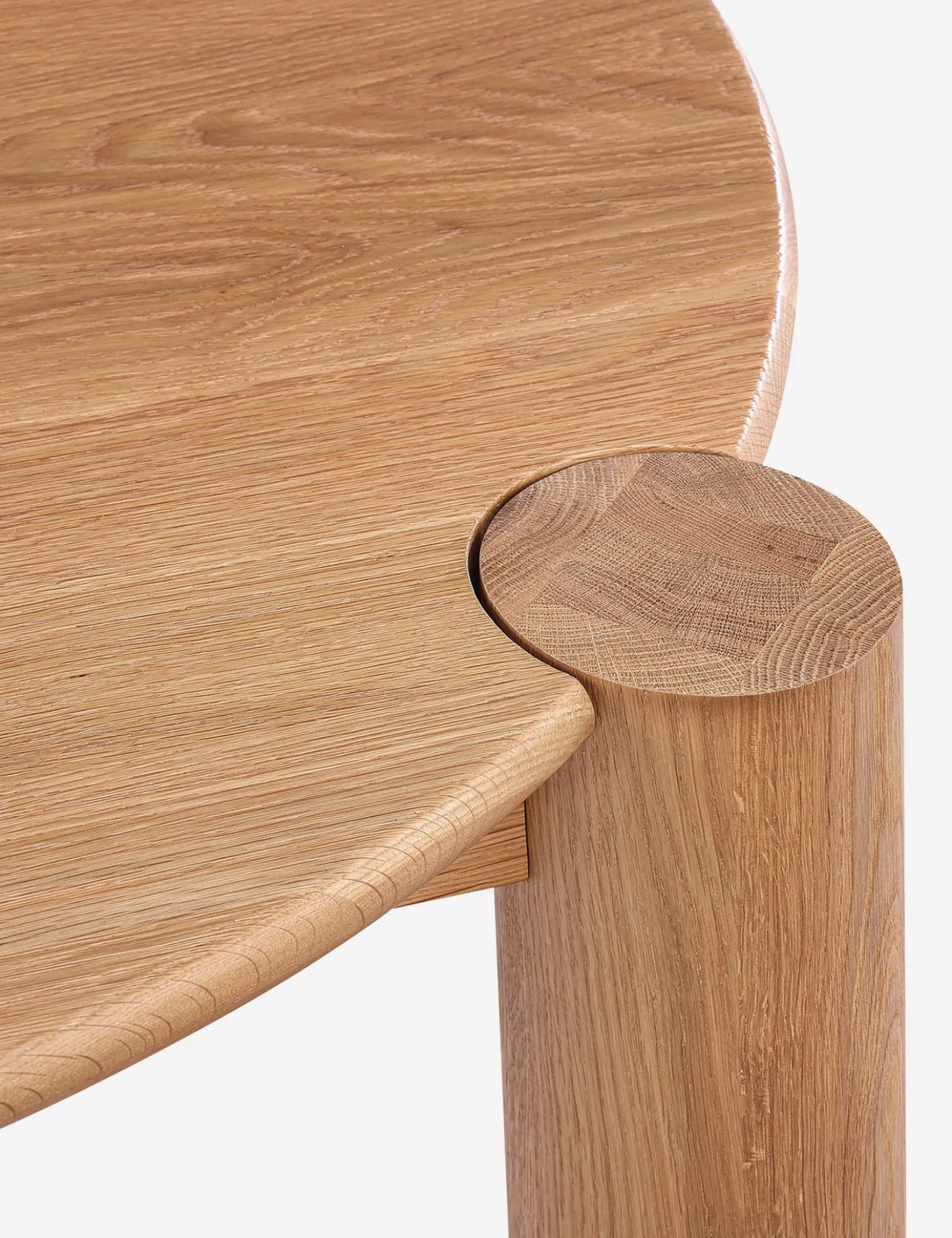 Hillcrest Round Coffee Table