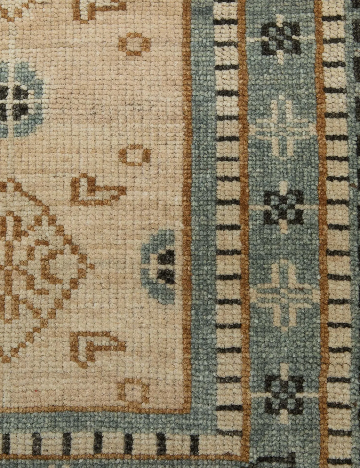 Hirsh Hand-Knotted Wool Rug