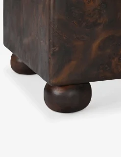 Hobbes Dresser