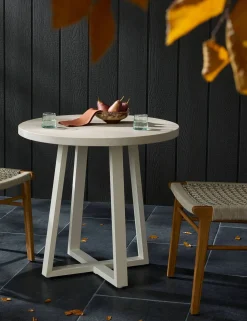 Hollis Indoor / Outdoor Round Dining Table