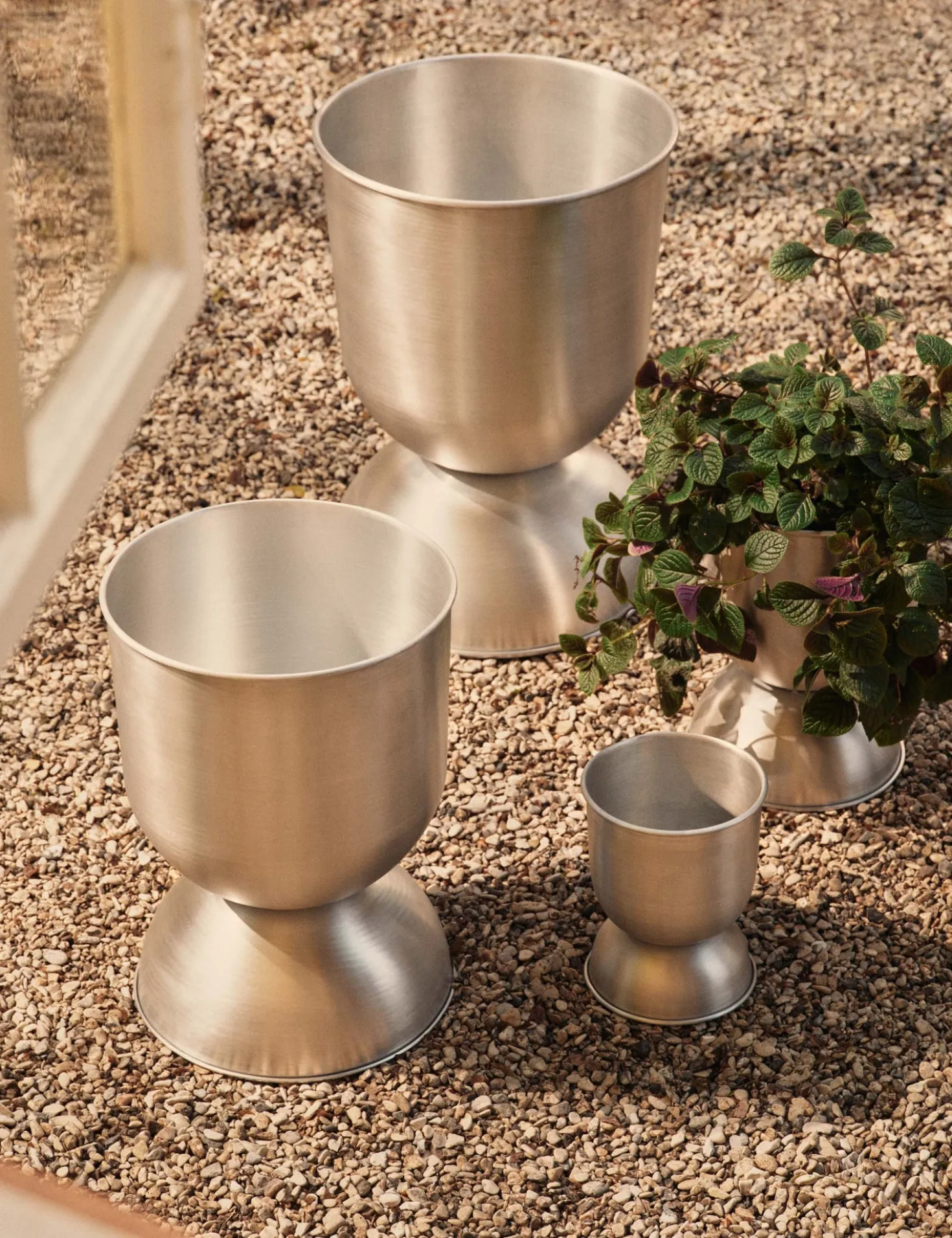 Hourglass Planter