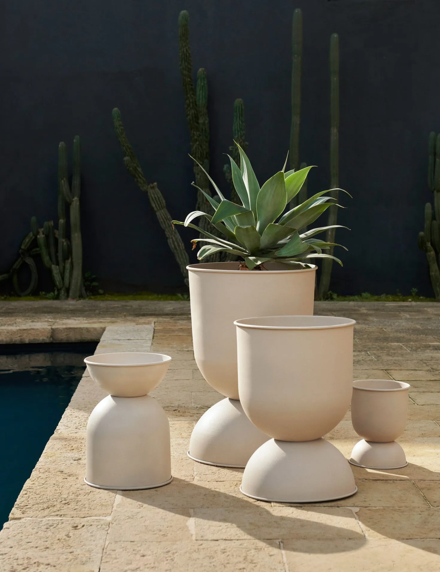 Hourglass Planter