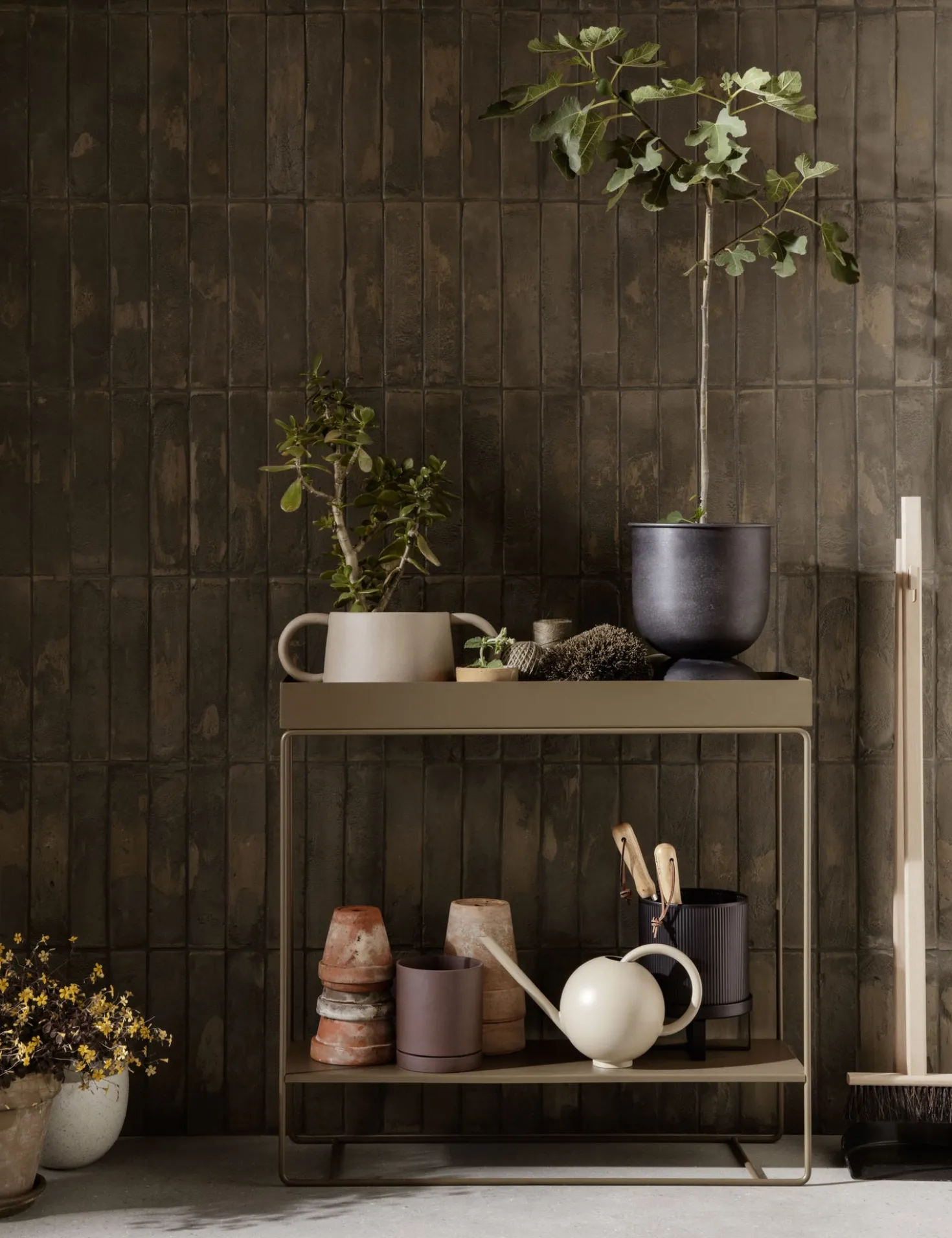Hourglass Planter