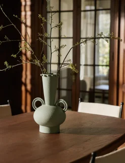 Idra Vase by Aimee Song