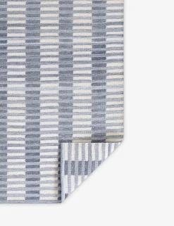 Ilia Indoor / Outdoor Handwoven Rug